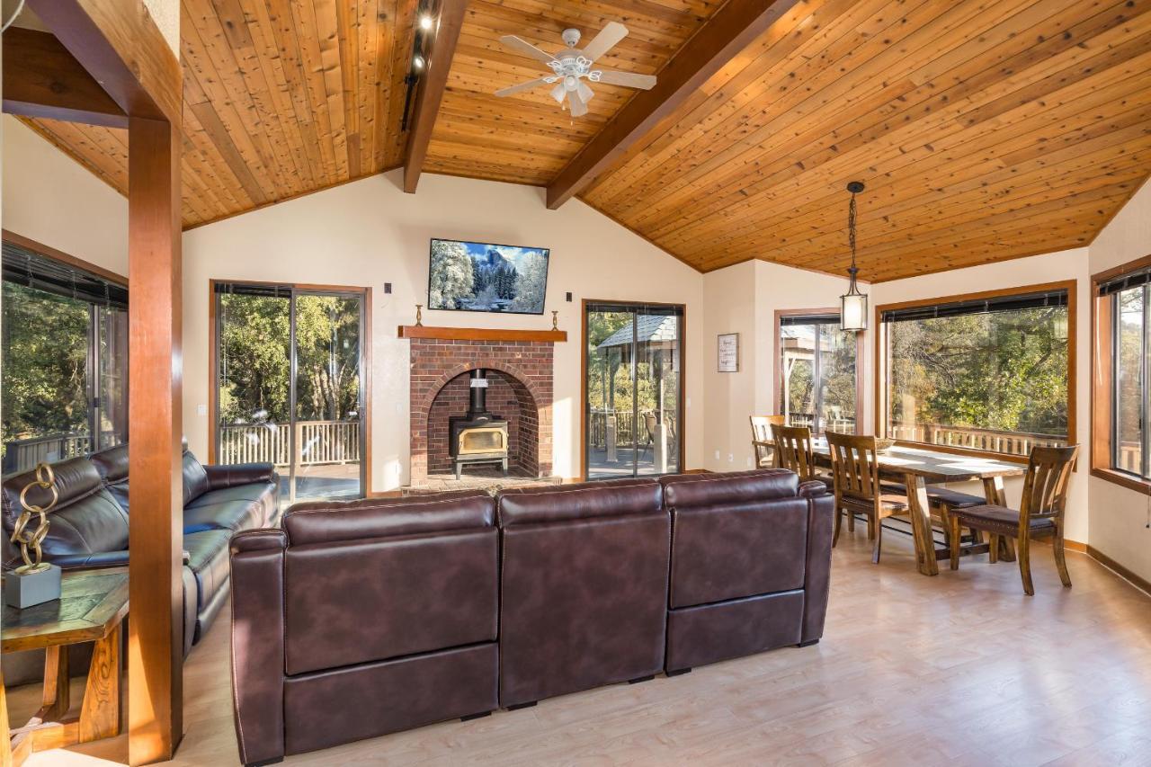 Casa Rio Yosemite -Waterfall Plus 9 Acres Oakhurst Eksteriør billede